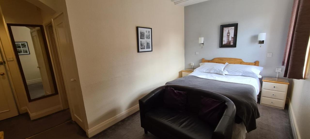 The Merton Hotel Hereford Kültér fotó