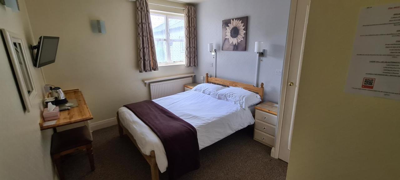 The Merton Hotel Hereford Kültér fotó